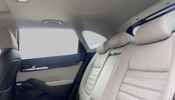 2019 KIA SELTOS 1.4 GTX+ TURBO GDI PETROL AT, Petrol, Automatic, 21,195 km, Right Side Rear Door Cabin