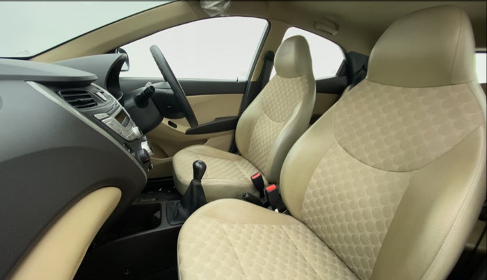 2018 Hyundai Eon MAGNA +, Petrol, Manual, 18,237 km, Right Side Front Door Cabin