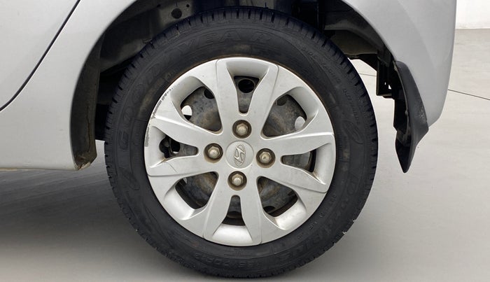 2018 Hyundai Eon MAGNA +, Petrol, Manual, 18,237 km, Left Rear Wheel