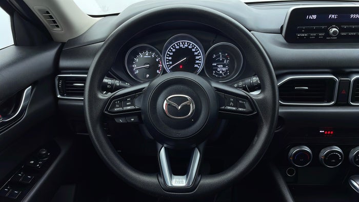 MAZDA CX 5-Steering Wheel Close-up