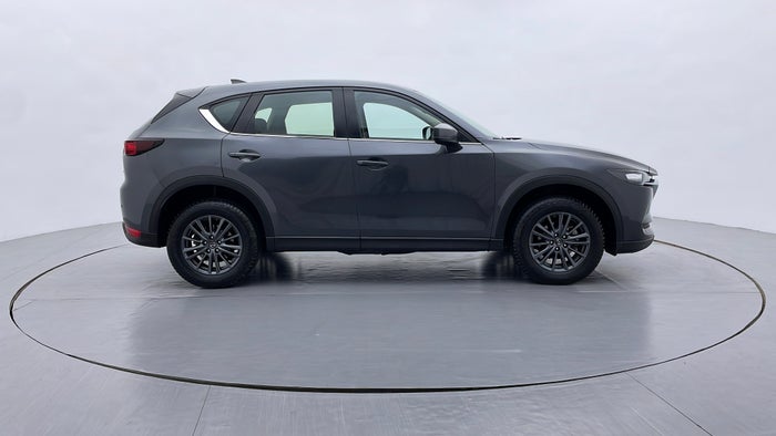MAZDA CX 5-Right Side View