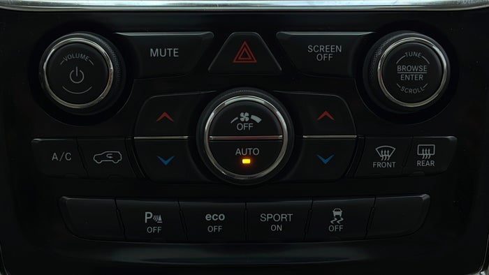 JEEP GRAND CHEROKEE-Automatic Climate Control