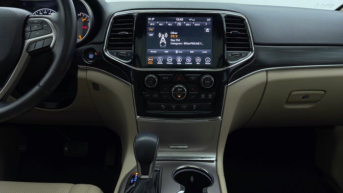 JEEP GRAND CHEROKEE-Center Console