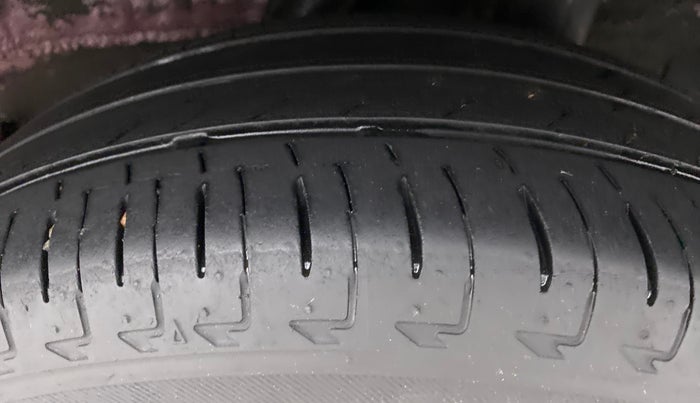 2019 Honda Amaze 1.2 SMT I VTEC, Petrol, Manual, 27,883 km, Left Rear Tyre Tread