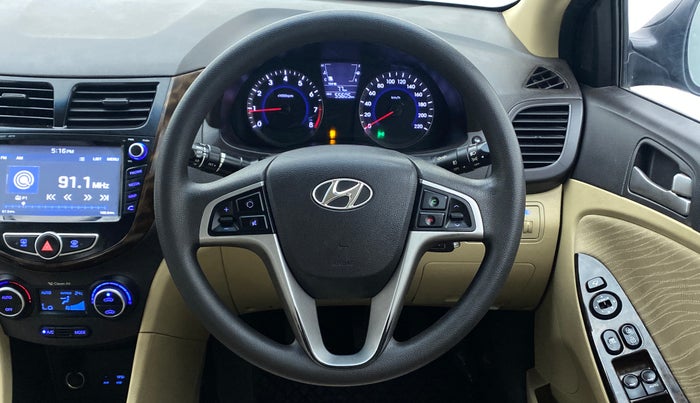 2017 Hyundai Verna 1.6 VTVT SX, Petrol, Manual, 55,605 km, Steering Wheel Close Up