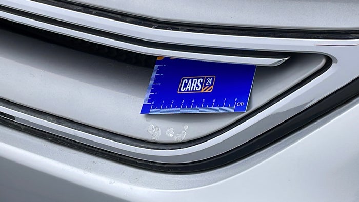FORD EDGE-Grill Scratch
