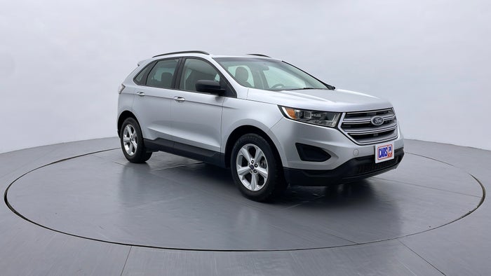 FORD EDGE-Right Front Diagonal (45- Degree) View