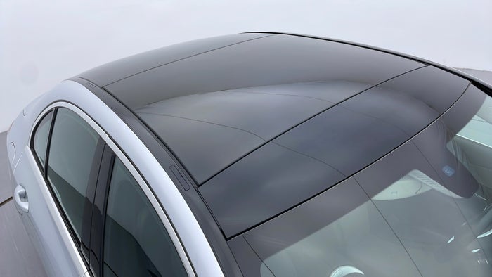 MERCEDES BENZ C 200-Roof/Sunroof View