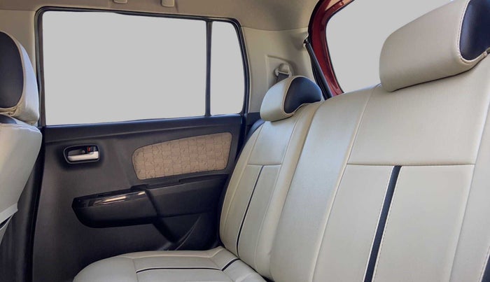 2018 Maruti Wagon R 1.0 VXI, Petrol, Manual, 26,380 km, Right Side Rear Door Cabin