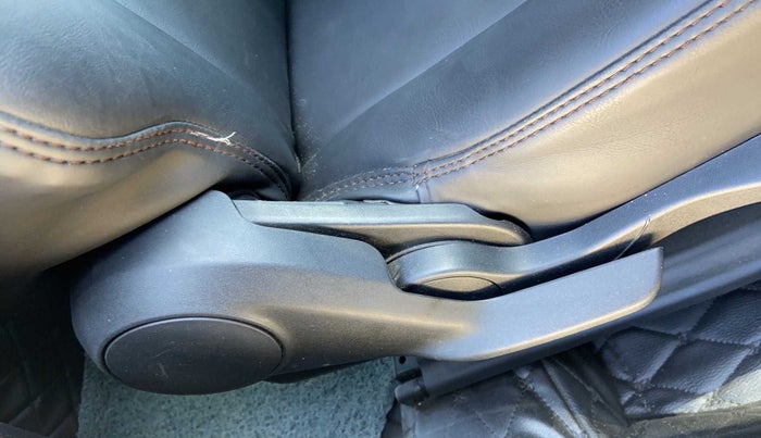 2019 Toyota Glanza V MT PETROL, Petrol, Manual, 25,433 km, Driver seat - Folding lever not functional