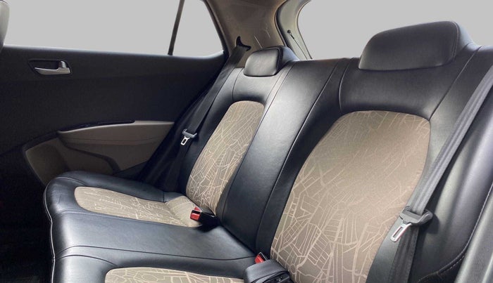 2018 Hyundai Grand i10 SPORTZ 1.2 KAPPA VTVT, Petrol, Manual, 33,561 km, Right Side Rear Door Cabin