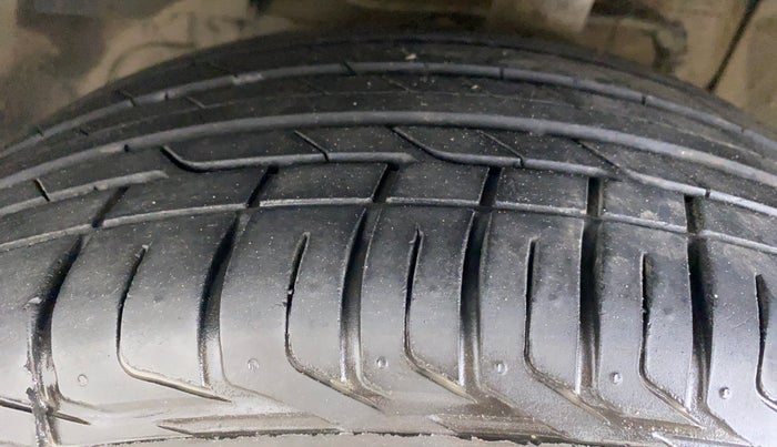 2018 Tata NEXON XZA+ 1.5 Dual Tone, Diesel, Automatic, 77,674 km, Left Front Tyre Tread