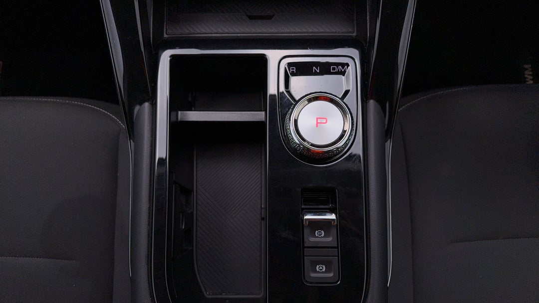 2021 GWM Haval H6 Premium, Automatic, 26478 km, Gear Lever 