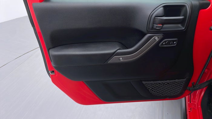 JEEP WRANGLER-Driver Side Door Panels Controls