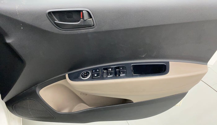 2016 Hyundai Grand i10 MAGNA 1.2 KAPPA VTVT, Petrol, Manual, 56,825 km, Driver Side Door Panels Control