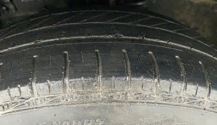 2012 Maruti Swift Dzire VXI, Petrol, Manual, 45,694 km, Left Front Tyre Tread