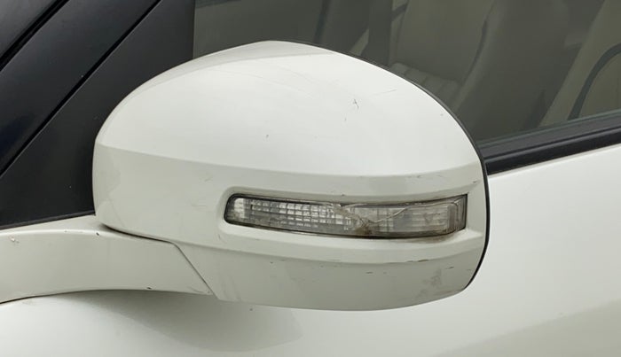 2012 Maruti Swift Dzire VXI, Petrol, Manual, 45,694 km, Left rear-view mirror - Indicator light has minor damage