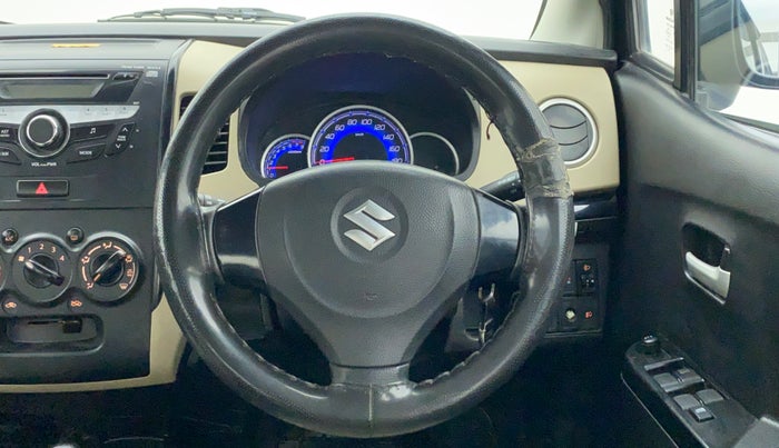2018 Maruti Wagon R 1.0 VXI AMT, CNG, Automatic, 76,744 km, Steering Wheel Close Up