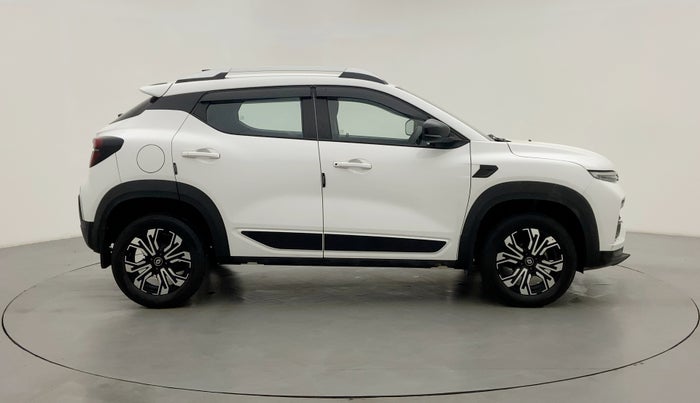 2022 Renault Kiger RXT (O) 1.0 MT, Petrol, Manual, 7,891 km, Right Side View