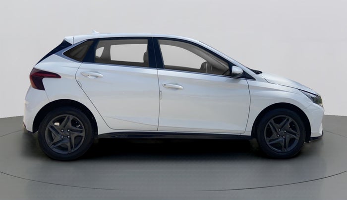 2021 Hyundai NEW I20 SPORTZ 1.2 MT, Petrol, Manual, 5,228 km, Right Side View