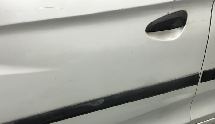 2012 Hyundai Eon ERA PLUS, CNG, Manual, 56,093 km, Front passenger door - Slightly dented