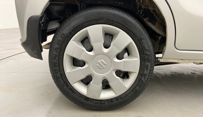 2019 Maruti Alto K10 VXI, Petrol, Manual, 23,956 km, Right Rear Wheel