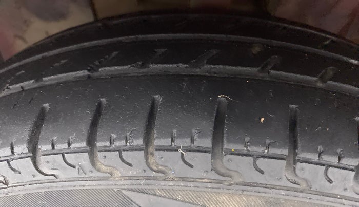 2018 Datsun Redi Go S 1.0, Petrol, Manual, 59,859 km, Left Front Tyre Tread