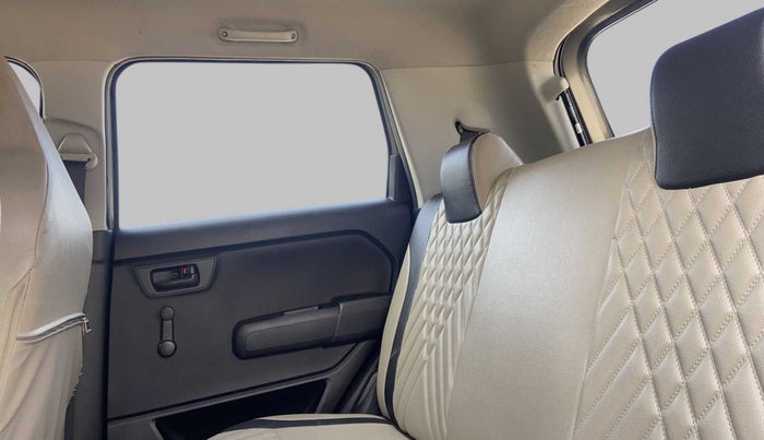2021 Maruti New Wagon-R LXI CNG (O) 1.0, CNG, Manual, 22,030 km, Right Side Rear Door Cabin