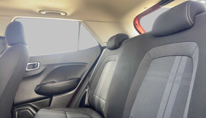 2019 Hyundai VENUE SX PLUS 1.0 TURBO DCT, Petrol, Automatic, 20,105 km, Right Side Rear Door Cabin