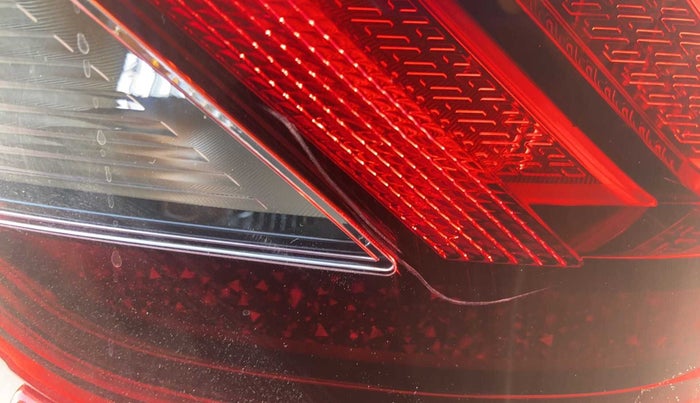2019 Hyundai VENUE SX PLUS 1.0 TURBO DCT, Petrol, Automatic, 20,105 km, Right tail light - Minor scratches
