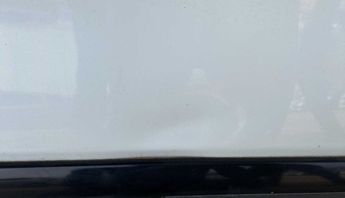 2020 Maruti Swift VXI, Petrol, Manual, 62,588 km, Right rear door - Slightly dented