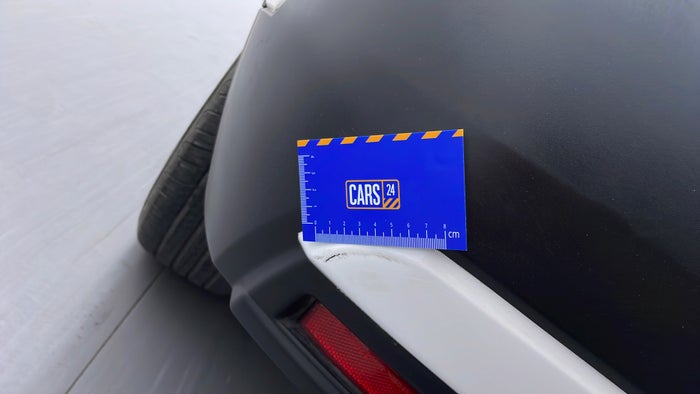 NISSAN KICKS-Bumper Rear Scratch