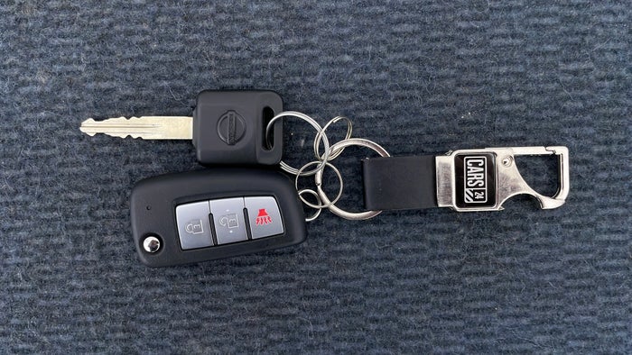 NISSAN KICKS-Key Close-up