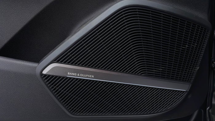 AUDI SQ5-Speakers