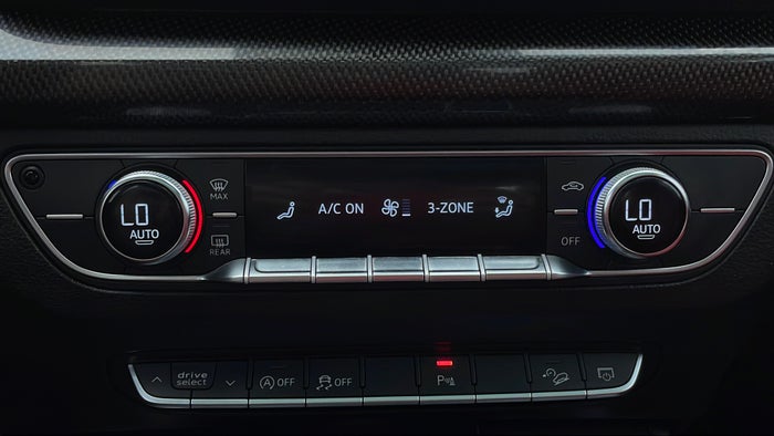 AUDI SQ5-Automatic Climate Control