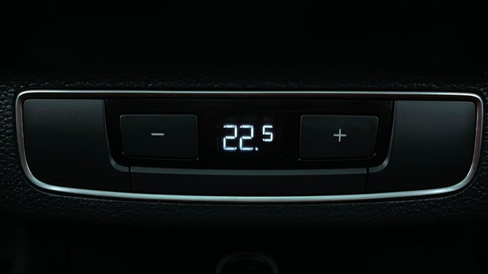 AUDI SQ5-Rear AC Temperature Control
