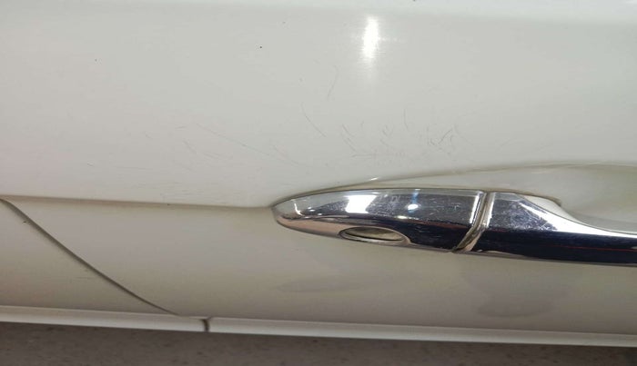 2015 Tata Bolt XT QUADRAJET, Diesel, Manual, 79,620 km, Driver-side door - Minor scratches