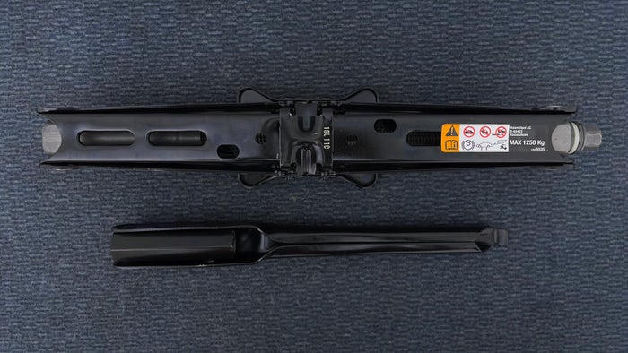 OPEL MOKKA-Tool Kit