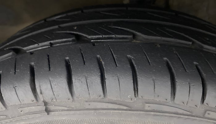 2018 Maruti Alto 800 VXI O, Petrol, Manual, 27,382 km, Left Front Tyre Tread