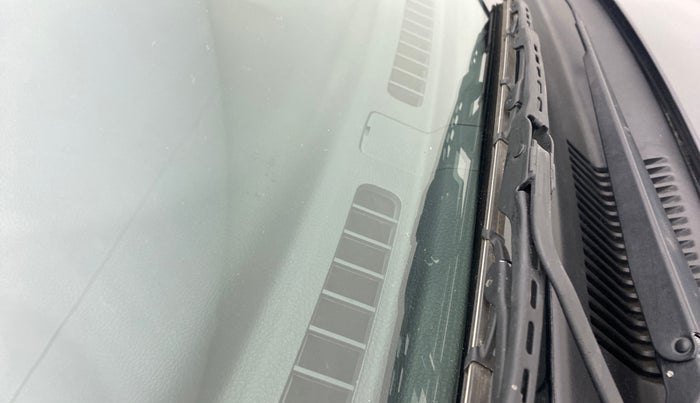 2018 Maruti Alto 800 VXI O, Petrol, Manual, 27,382 km, Front windshield - Minor spot on windshield