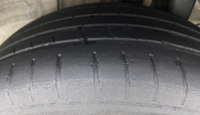 2018 Hyundai Elite i20 ASTA 1.4 CRDI (O), Diesel, Manual, 54,780 km, Left Rear Tyre Tread