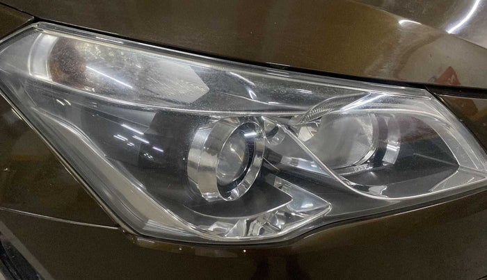 2016 Maruti Ciaz VXI+, Petrol, Manual, 43,306 km, Right headlight - Faded