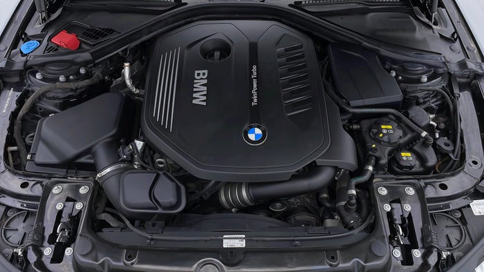 BMW 440I-Engine Bonet View