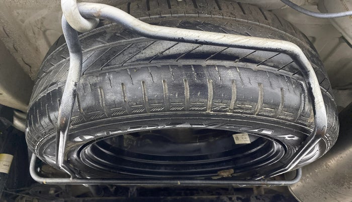 2014 Maruti Ertiga VXI, Petrol, Manual, 38,707 km, Spare Tyre