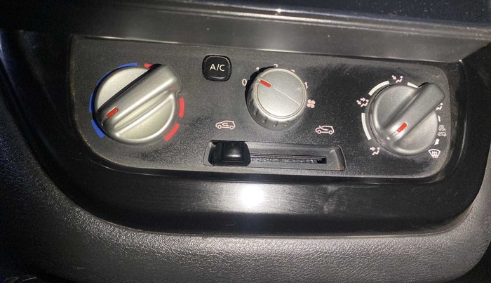 2019 Datsun Redi Go T (O), Petrol, Manual, 16,435 km, AC Unit - Directional switch has minor damage