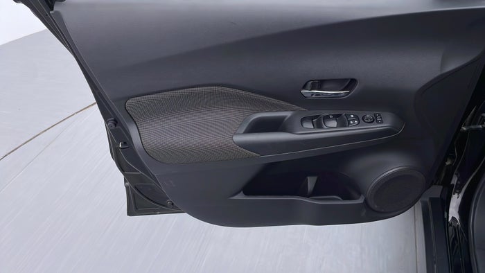 NISSAN KICKS-Driver Side Door Panels Controls