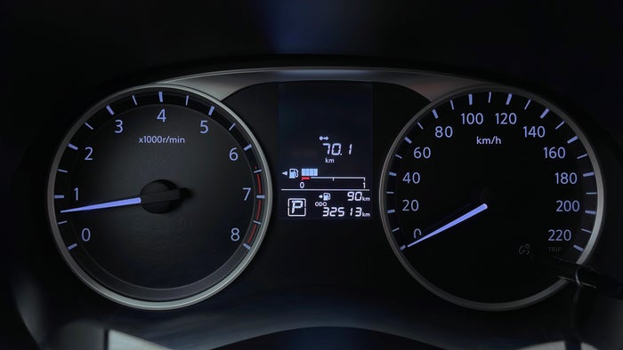 NISSAN KICKS-Odometer View