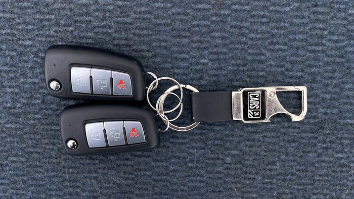 NISSAN KICKS-Key Close-up