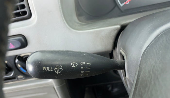 2010 Maruti Alto LXI, Petrol, Manual, 41,158 km, Combination switch - Wiper speed adjustment non-functional