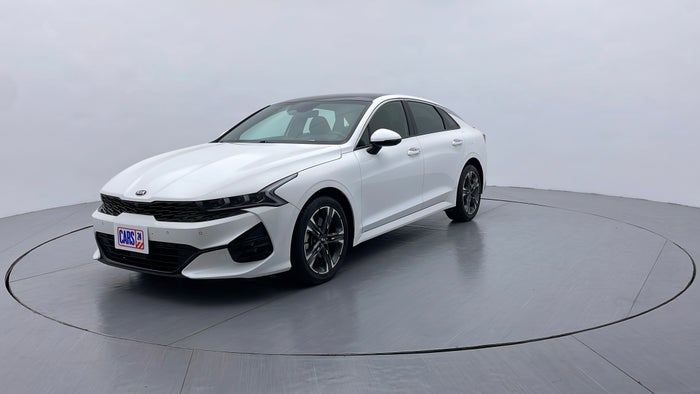KIA K5-Left Front Diagonal (45- Degree) View